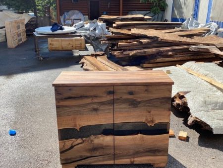 Custom 105cm x 25cm x 80cm Walnut Table, Wood Epoxy Resin Credenza, Walnut Epoxy Accent Cabinet, Epoxy Server, Epoxy Credenza for Chedburn Supply