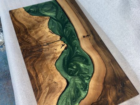 Custom 18”x 10”Walnut Wood, Epoxy Resin Table, Handmade Epoxy River Table, Custom Walnut Epoxy Table, Unique  Epoxy Table for Peggy1 For Cheap