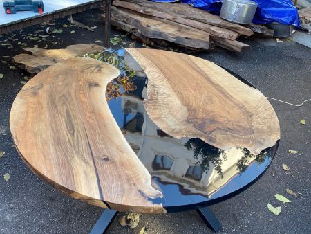 Epoxy Coffee Table, Epoxy Table, Epoxy Dining Table, Custom 64” Diameter Round Table, Walnut Wood Clear Epoxy Table, Order for Leslie E For Sale